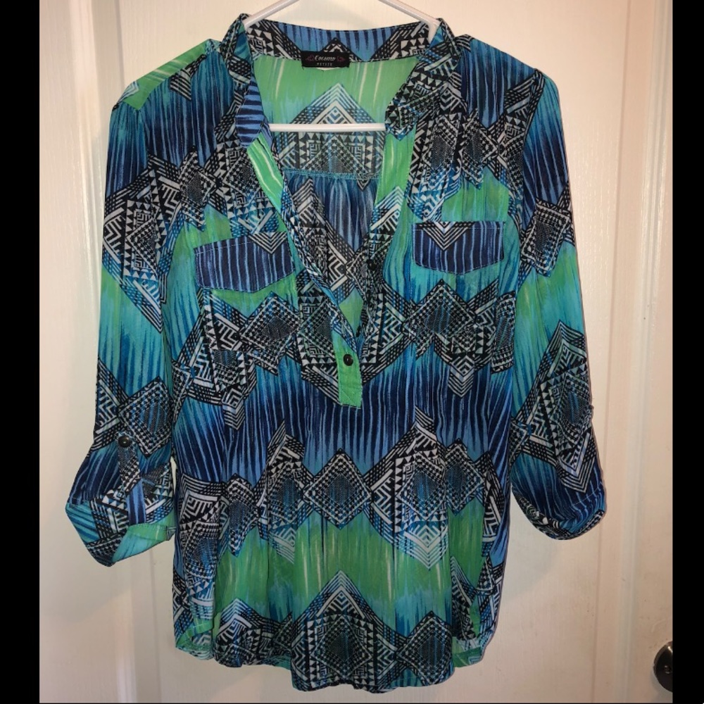 Multicolor Tribal Print MidSleeve HighLow Blouse